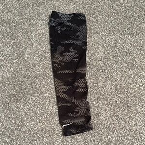 Camo Patterned Arm Sleeve